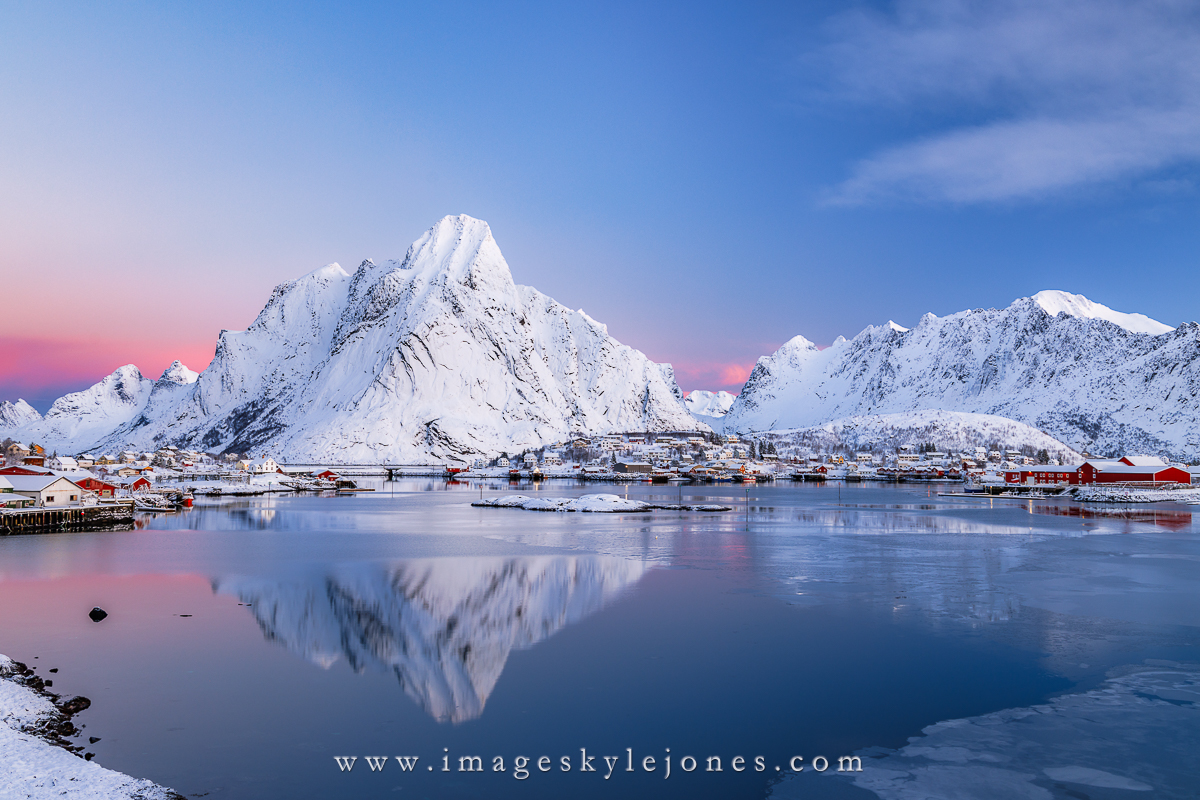 0271 Reine Morning Reflections_1200.jpg
