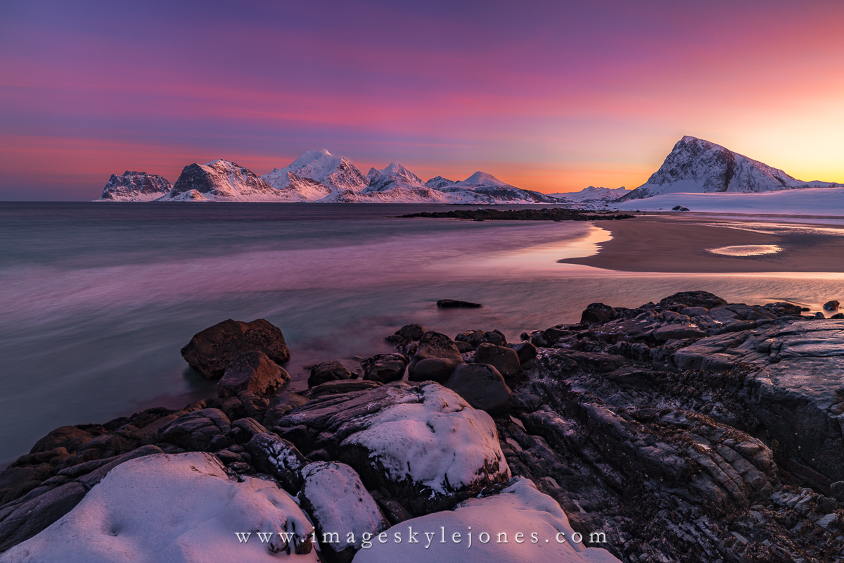 0601 Storsandnes Sunrise_1200.jpg