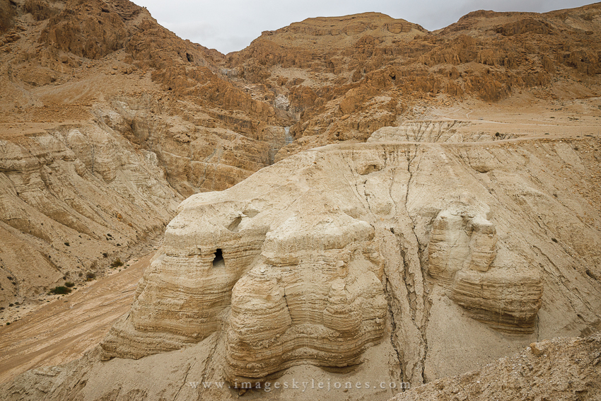 0605 Qumran Landscape_850.jpg