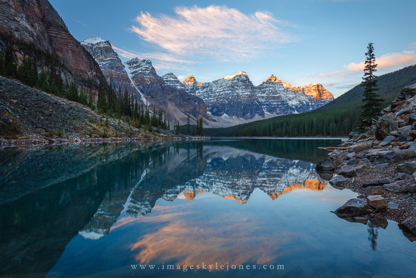 0639 Moraine Sunrise Reflections_850.jpg