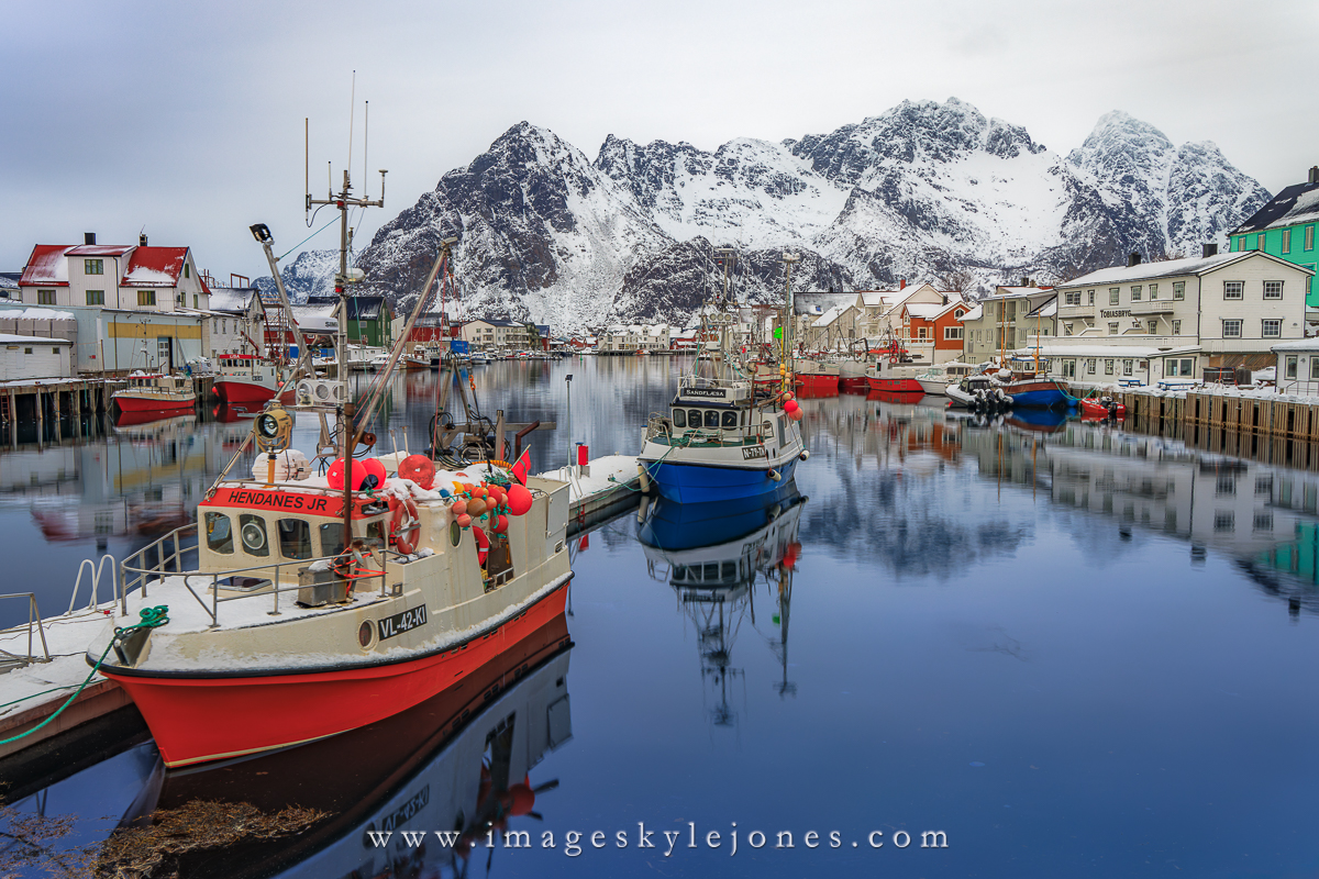 0789 Henningsvær_1200.jpg