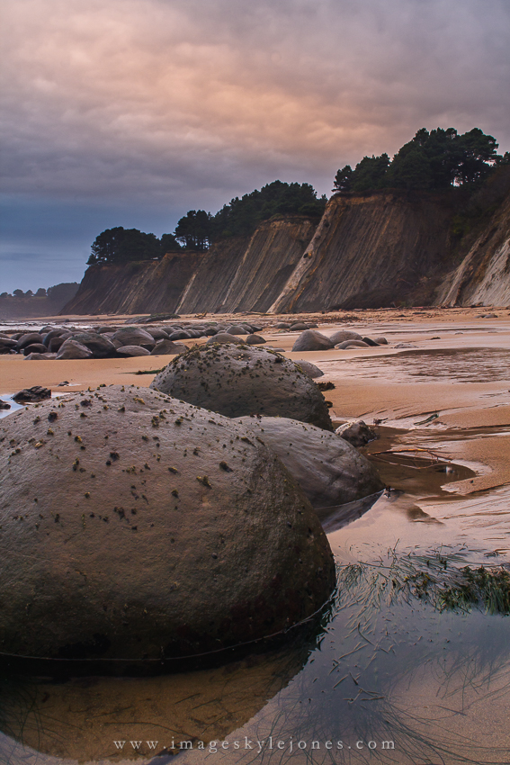 0864 Bowling Ball Beach_850.jpg