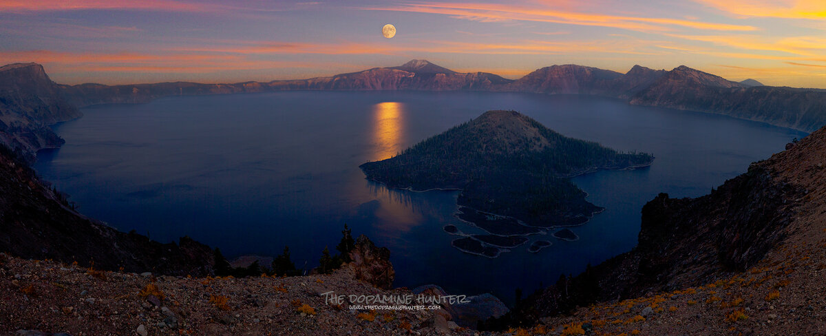 22-10-10-Crater-Lake-4661-Panoweb.jpg