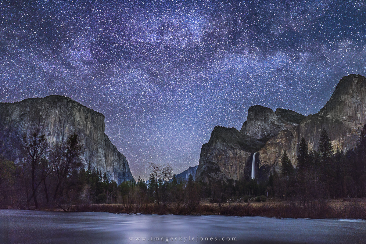 3223 Valley View Stars_1200.jpg