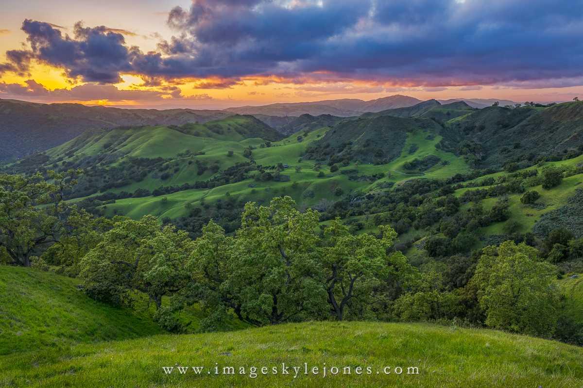 4623 Cerro Este Overlook Sunset_1200.jpg