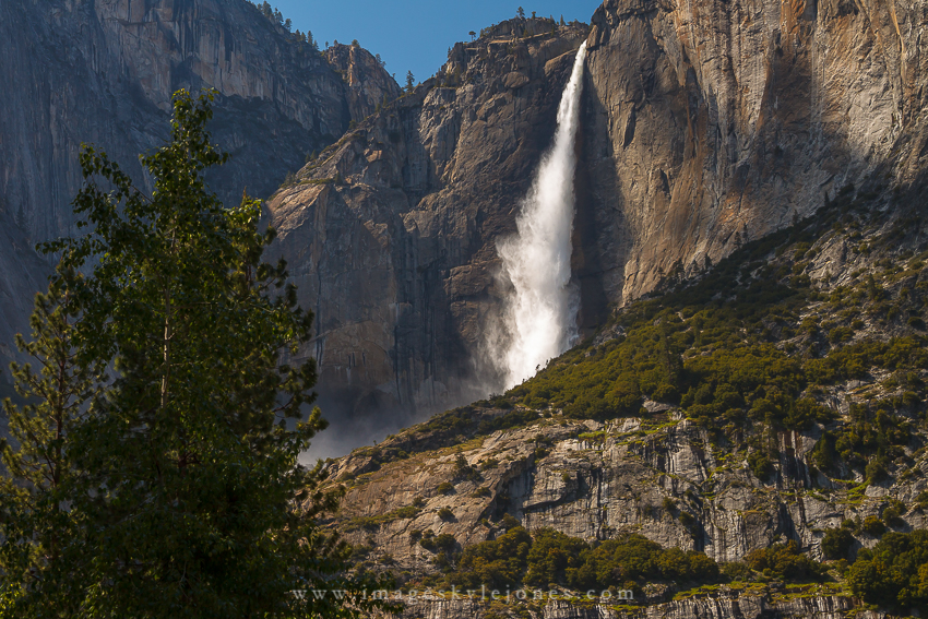 4954 Upper Yosemite Falls_850.jpg