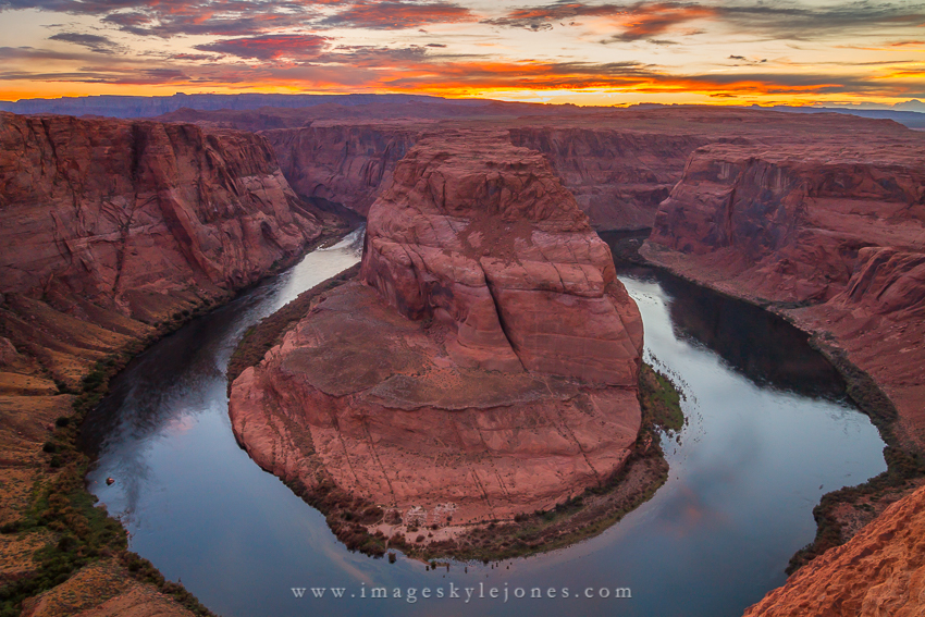 5635 Horseshoe Bend Sunset_850.jpg