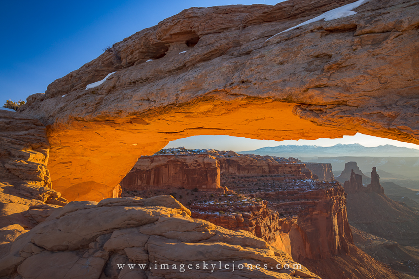 7603 Mesa Arch Side_850.jpg