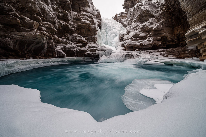 7797 Athabasca Winter_850.jpg