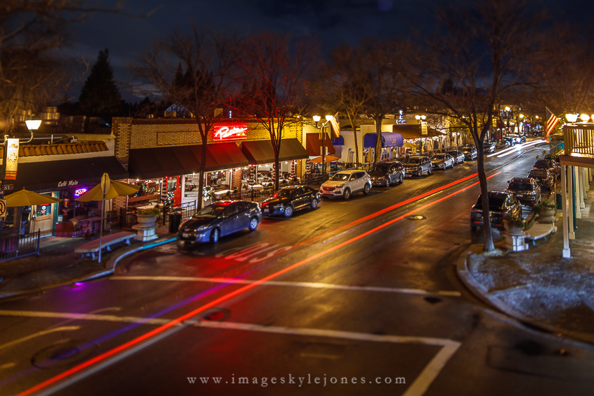 7906 Small Town_850.jpg