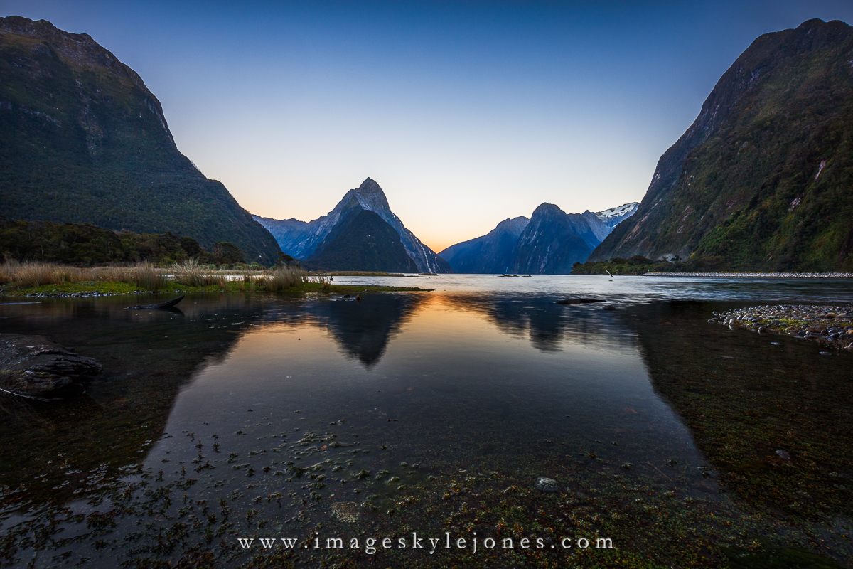 8191 Milford Sound Wide Sunrise_1200.jpg
