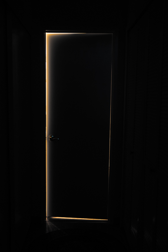 8727 The Doorway_850.jpg