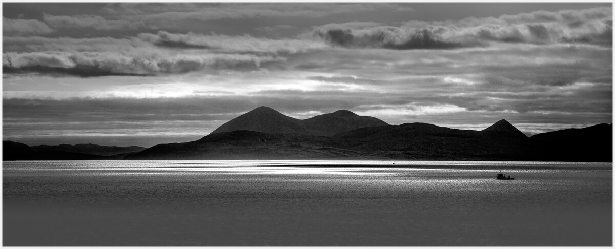 _DSC4564-1 mono2.jpg