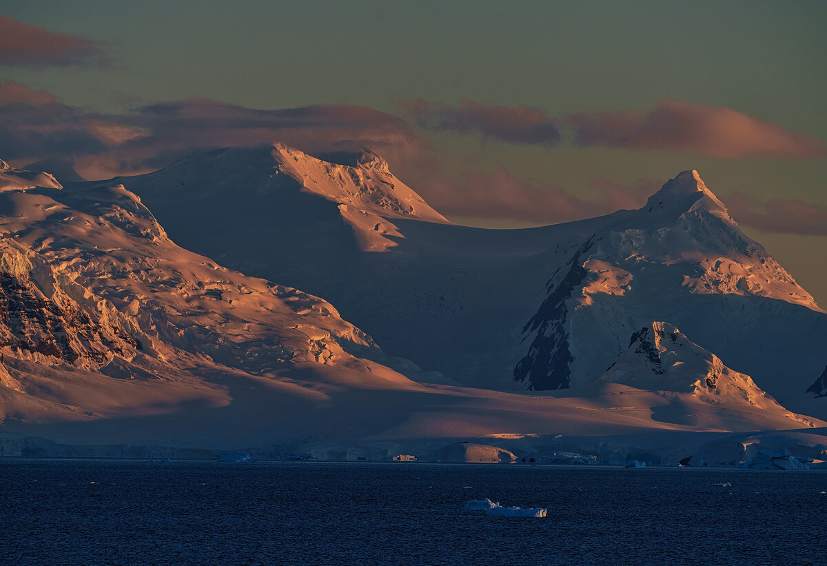 antarctica.jpg