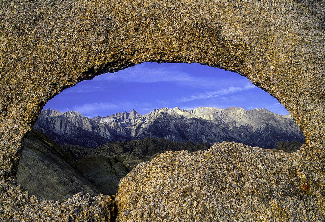Arch in Alabama Hills II.jpg