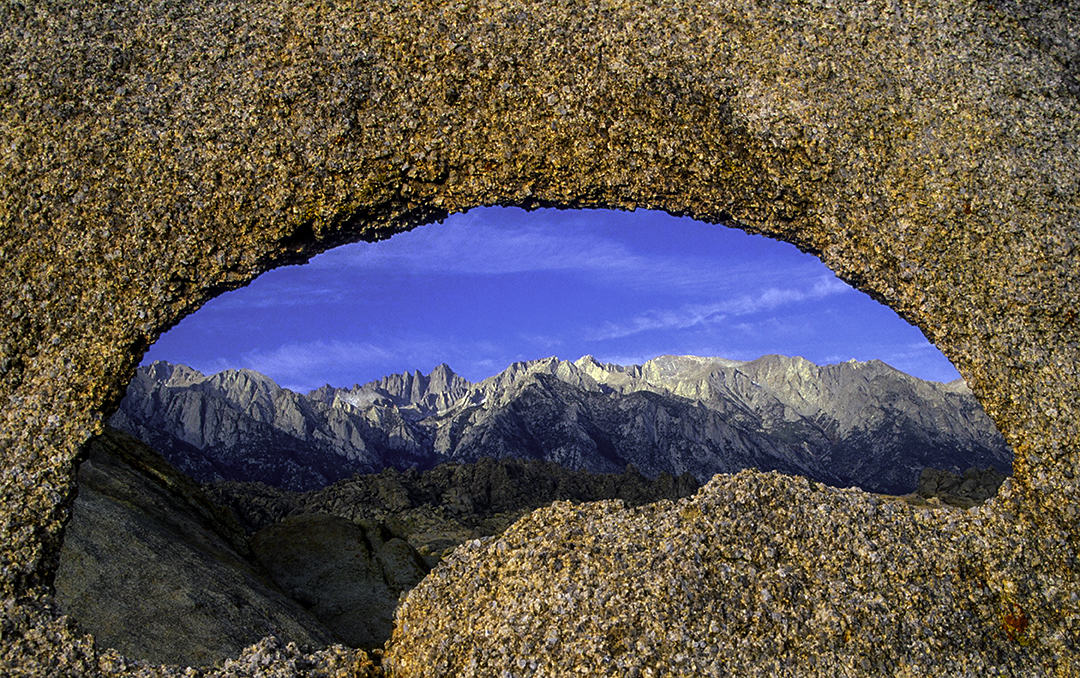 Arch in Alabama Hills II.jpg
