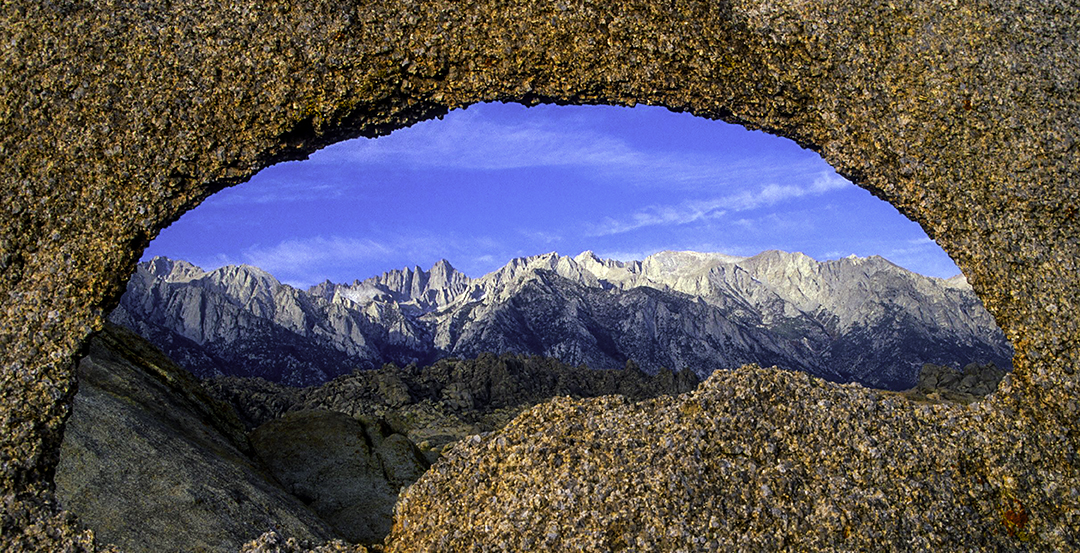 Arch in Alabama Hills V.jpg