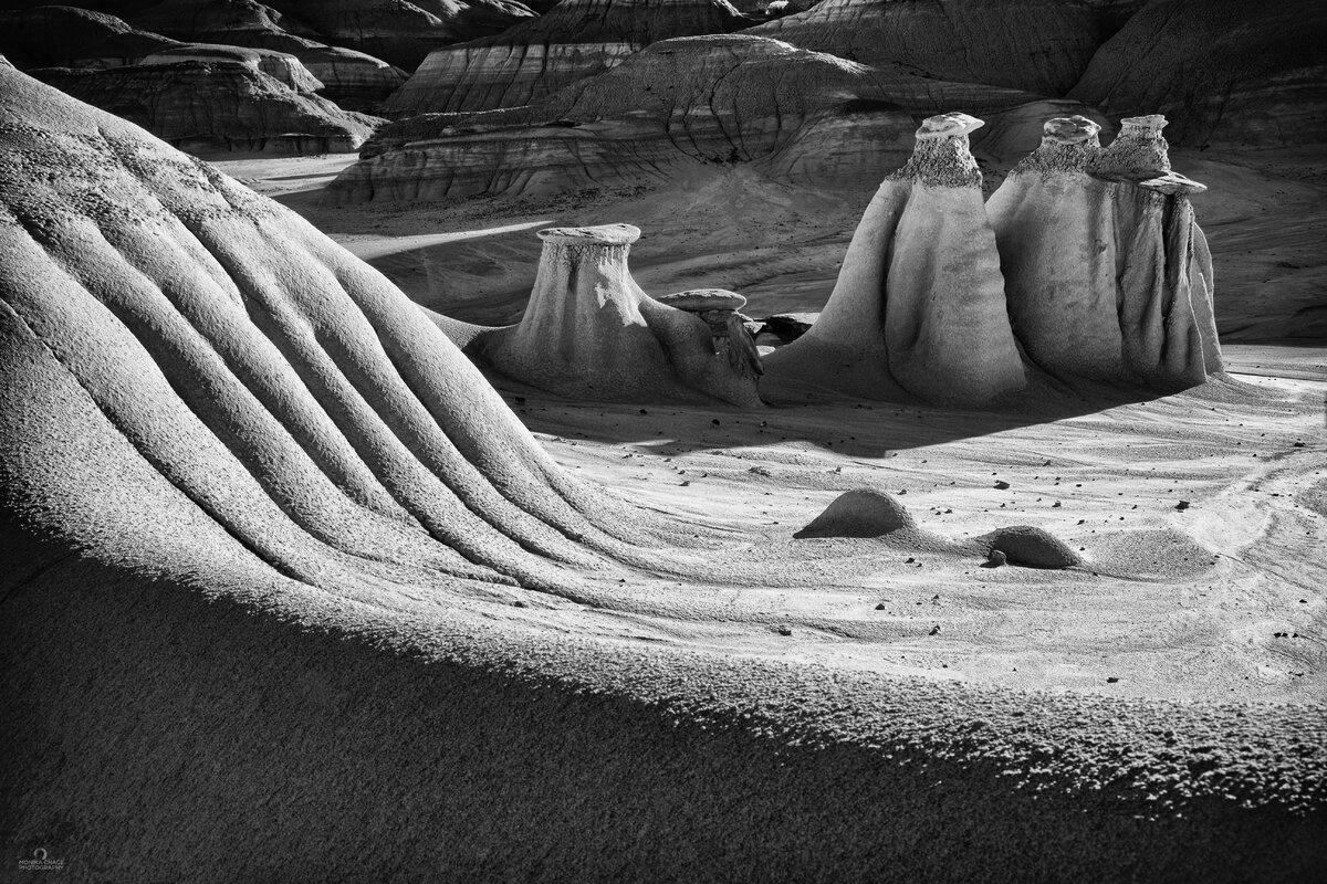 B&W Ah-Shi-Sle-Pah.jpg