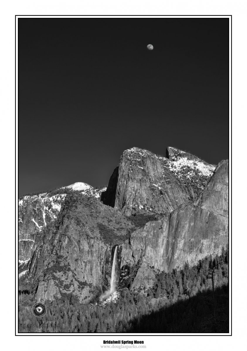 Bridalveil Spring Moon.jpg