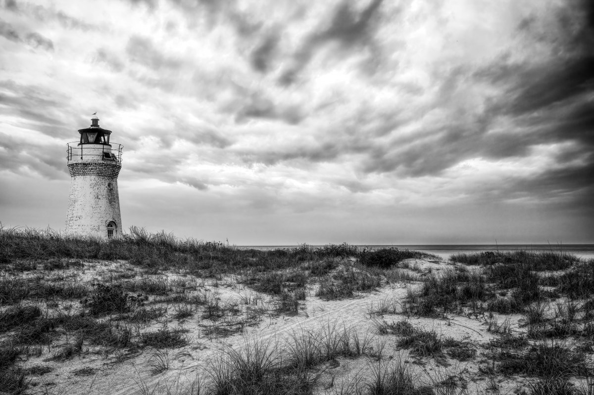 BW - Light House - 1.JPG