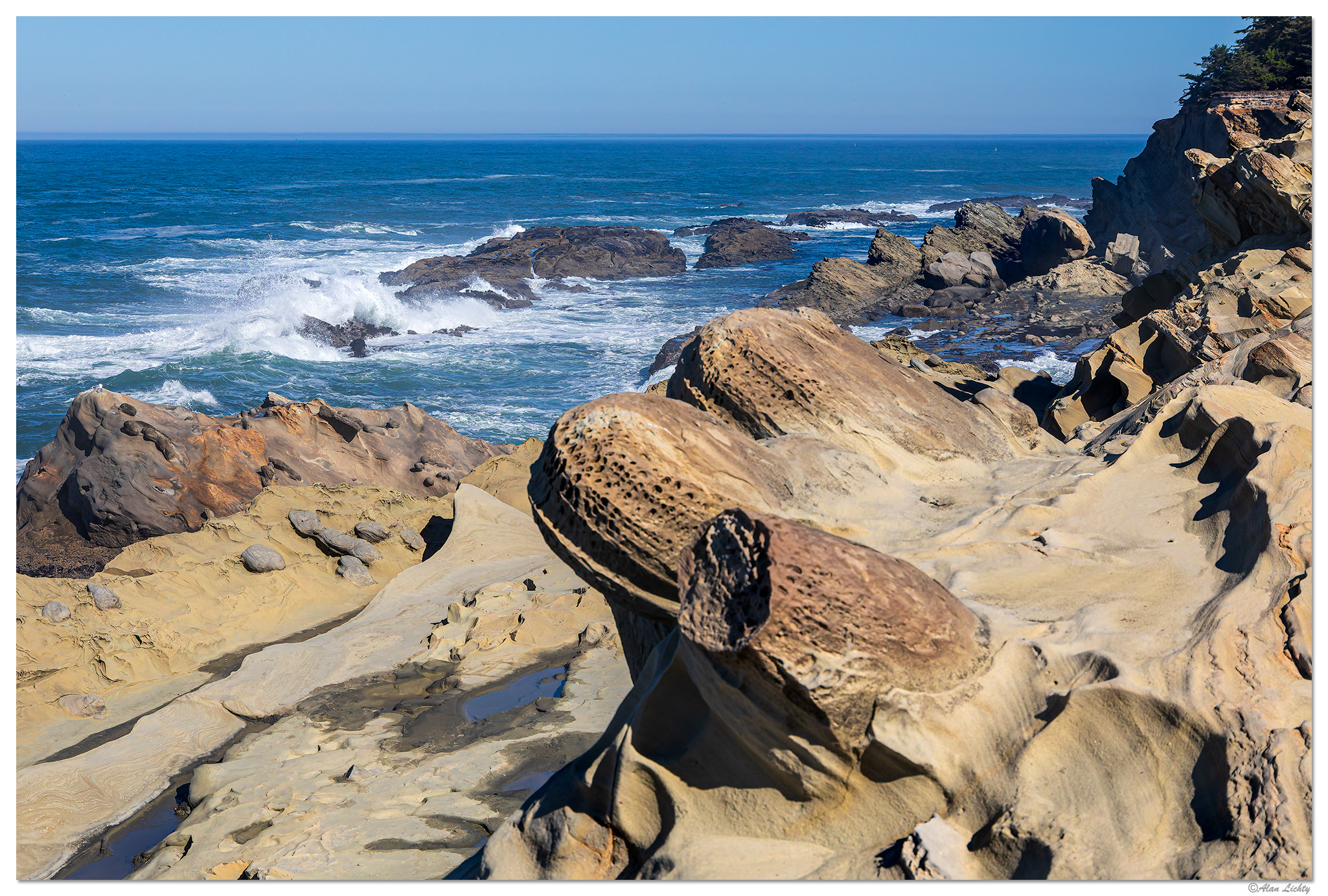 C5D4_RocksWaves092421.jpg