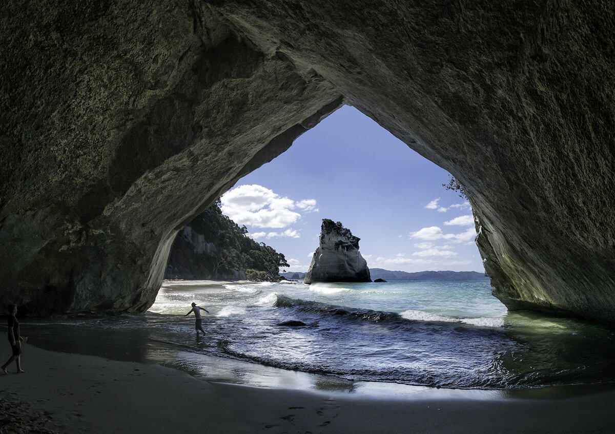 Cathedral-cove-Panorama.jpg