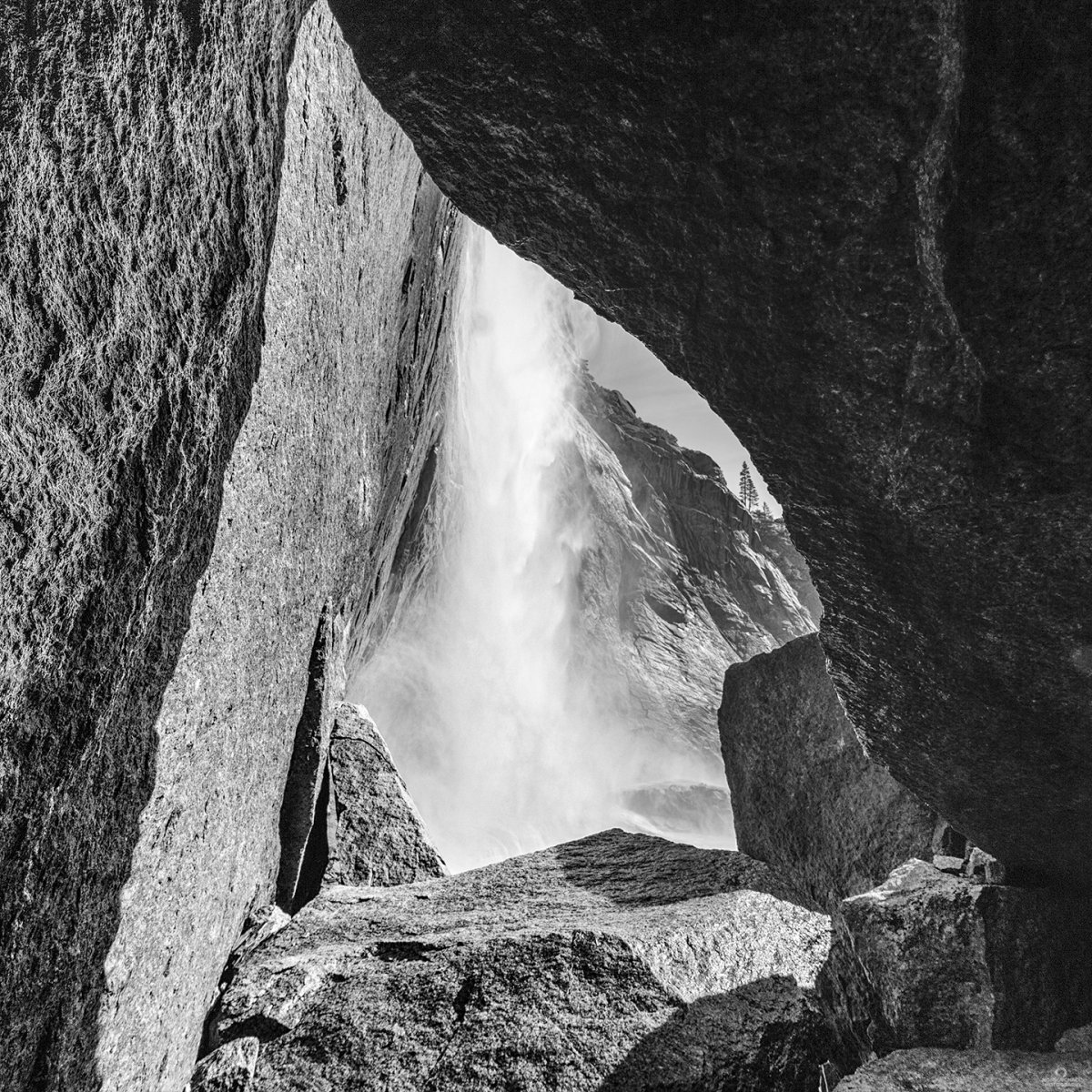Cave-Upper-Yos-B&Wsqcrop.jpg