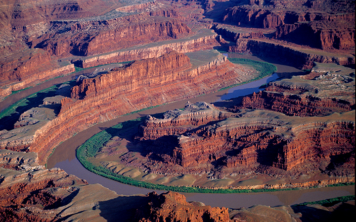 colorado river in canyonlands.jpg