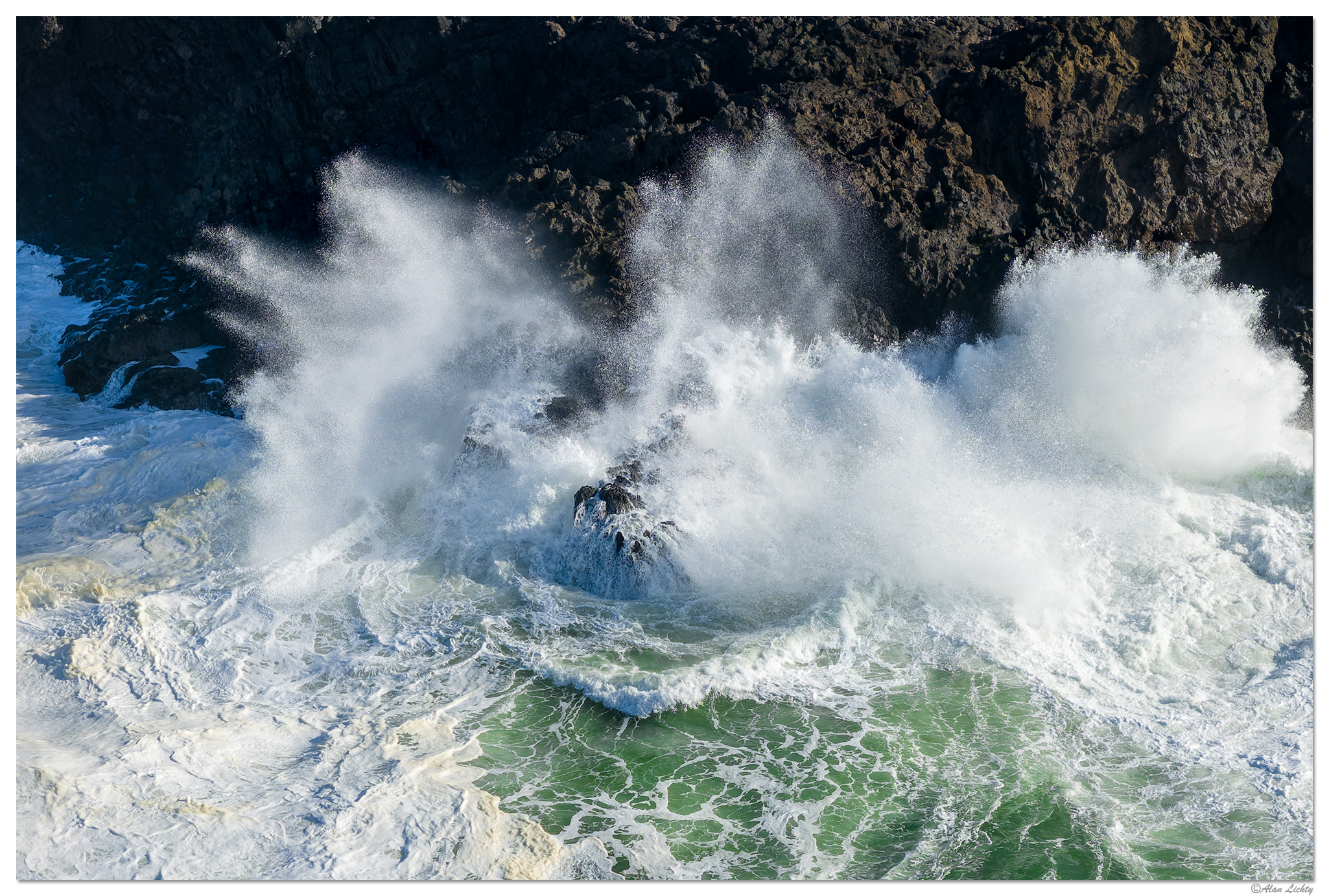 DJI_M3P_166_OtterCrestWaves110723-1.jpg
