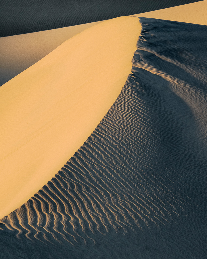 Dune Triangles Portrait FW.jpg