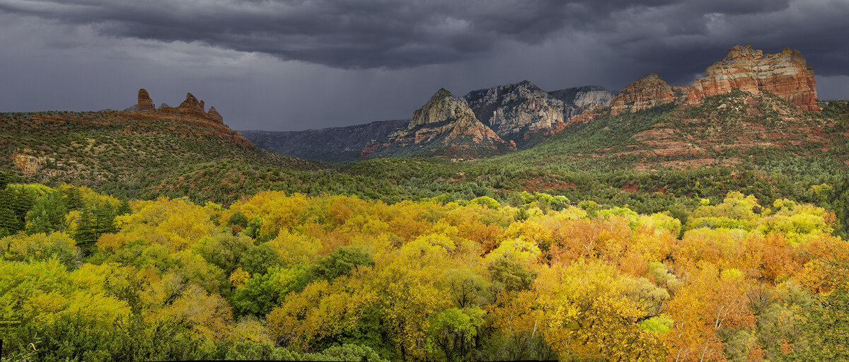 Fall along Oak Creek pano 1 Panorama.jpg