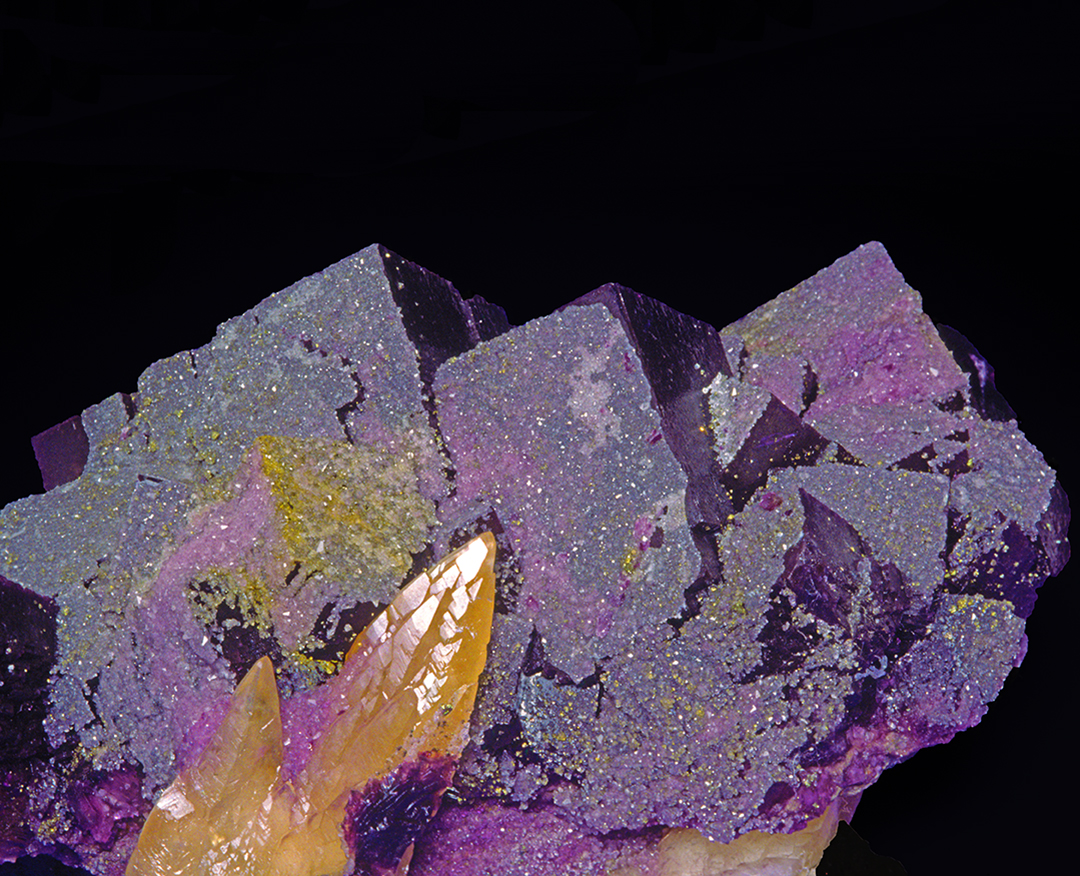 fluorite with calcite.jpg
