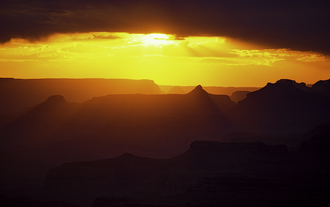 grand canyon sunrise II-Edit.jpg
