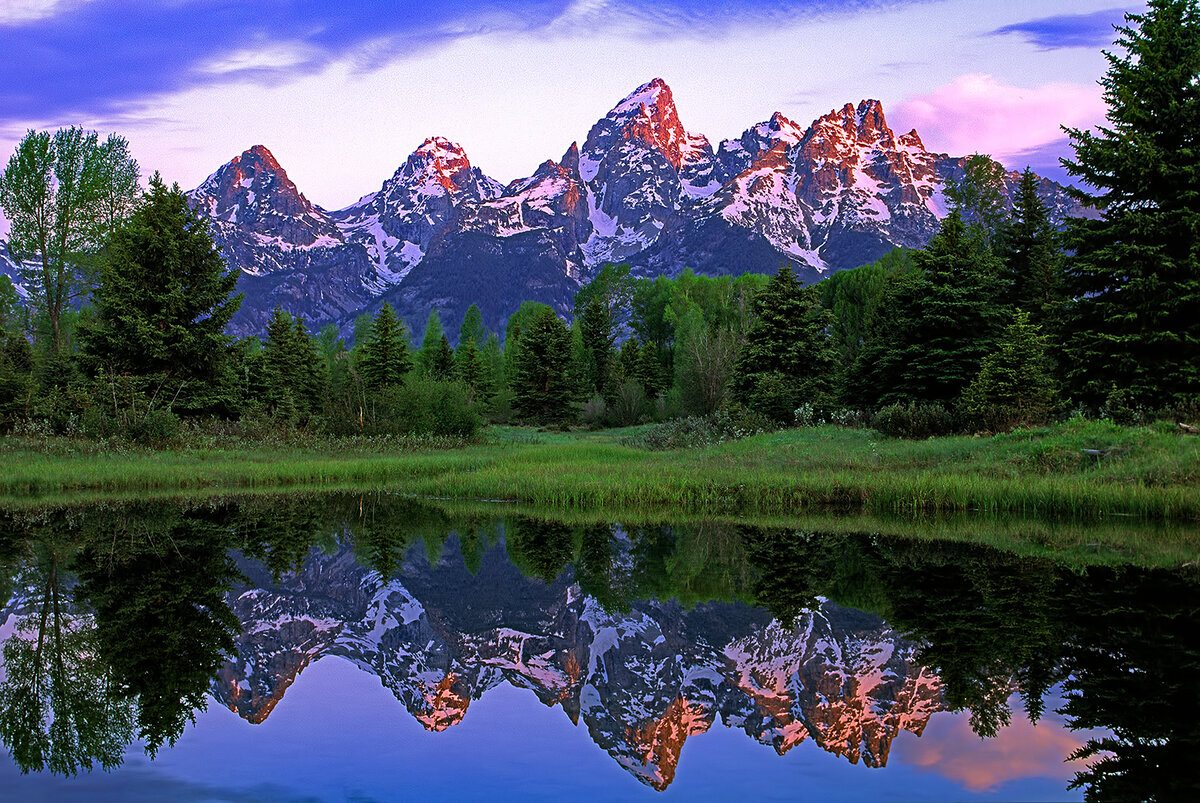 Horns and cols are prominent in the Teton Range, Schwabacher Landing Jackson Hole, WY.jpg