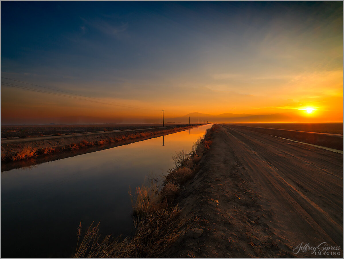 irrigationcanal1.jpg