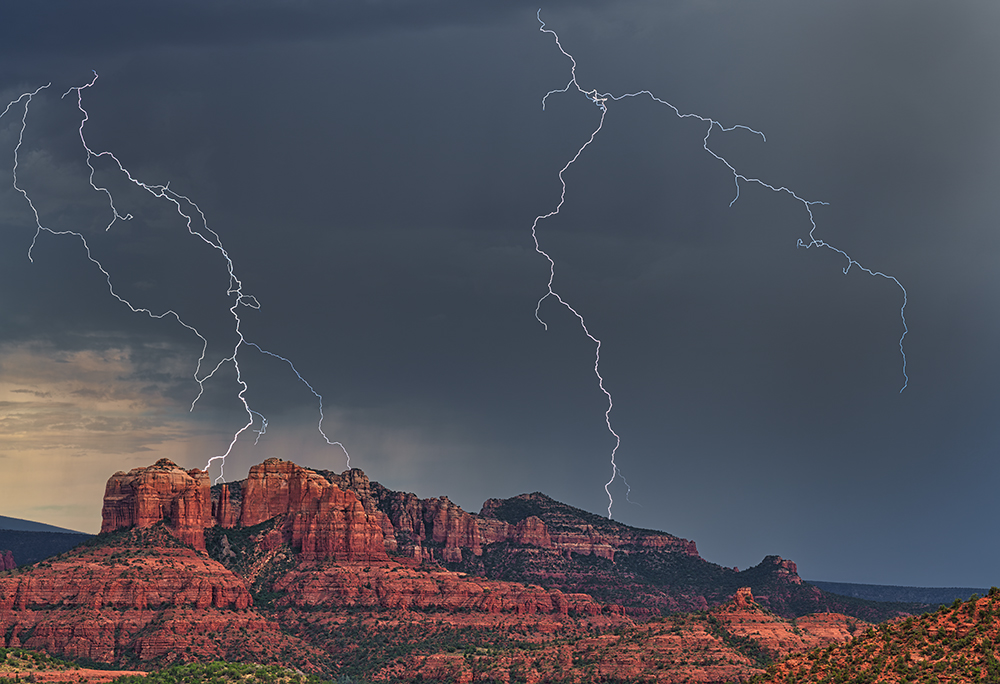 lightning-3.jpg