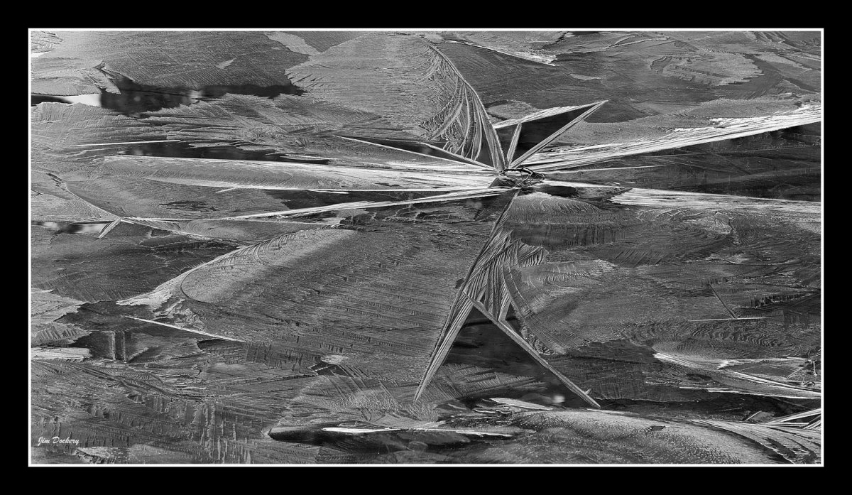 Lk-22-Ice_Pano2bw.jpg
