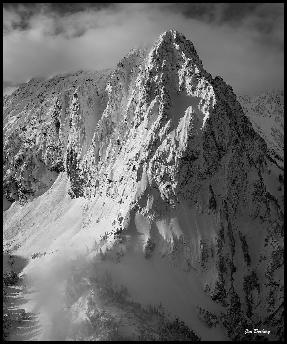 Lk-Serene-drone-123a-Pano-BW.jpg
