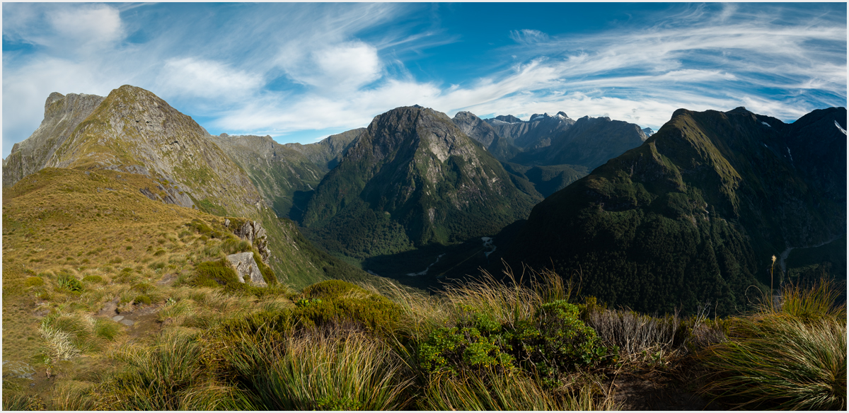MacKinnon Pass.jpg