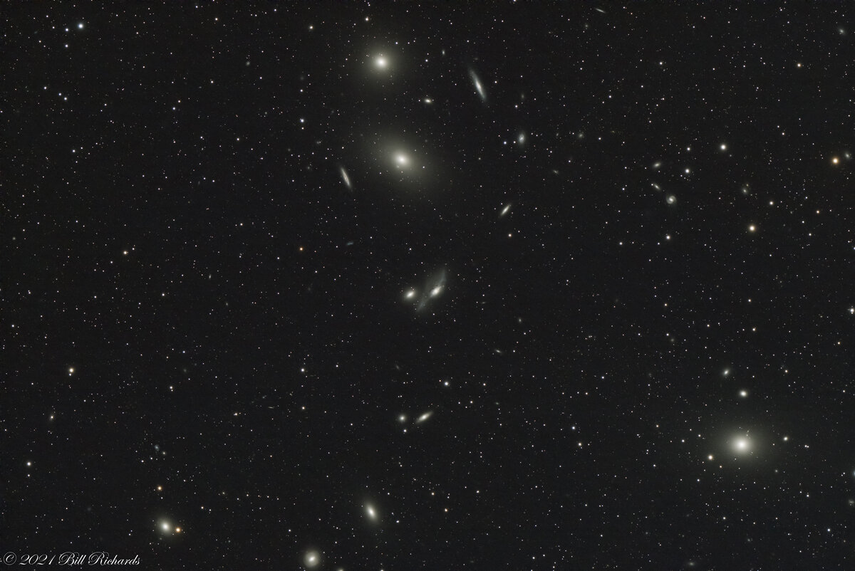 Markarian Chain (PI-LR).jpg