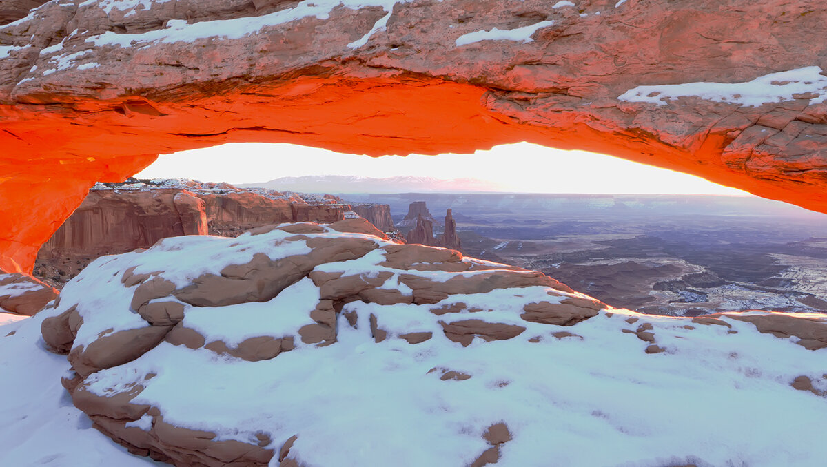 Mesa-Arch-conventional.jpg