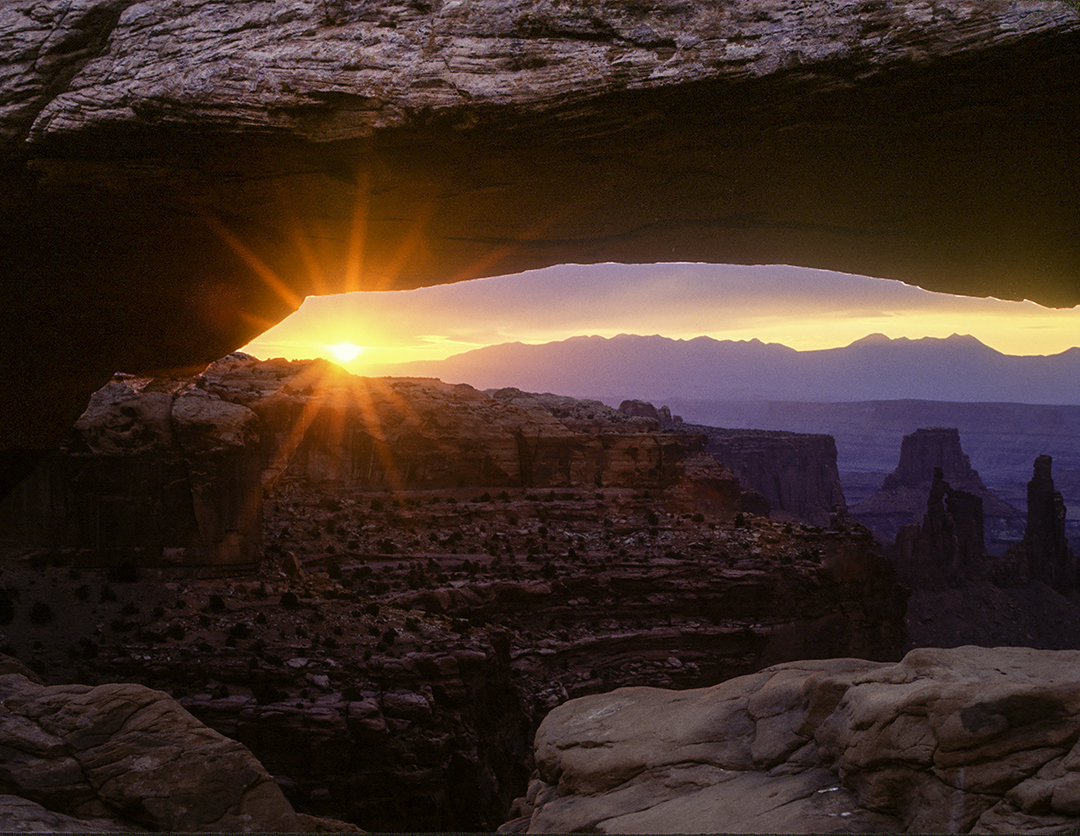 Mesa Arch Sunrise.jpg