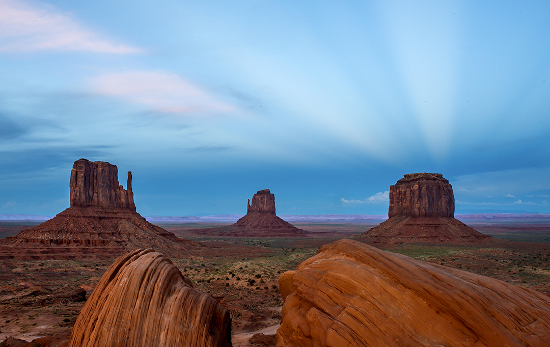 Monument Valley Boulders I.jpg