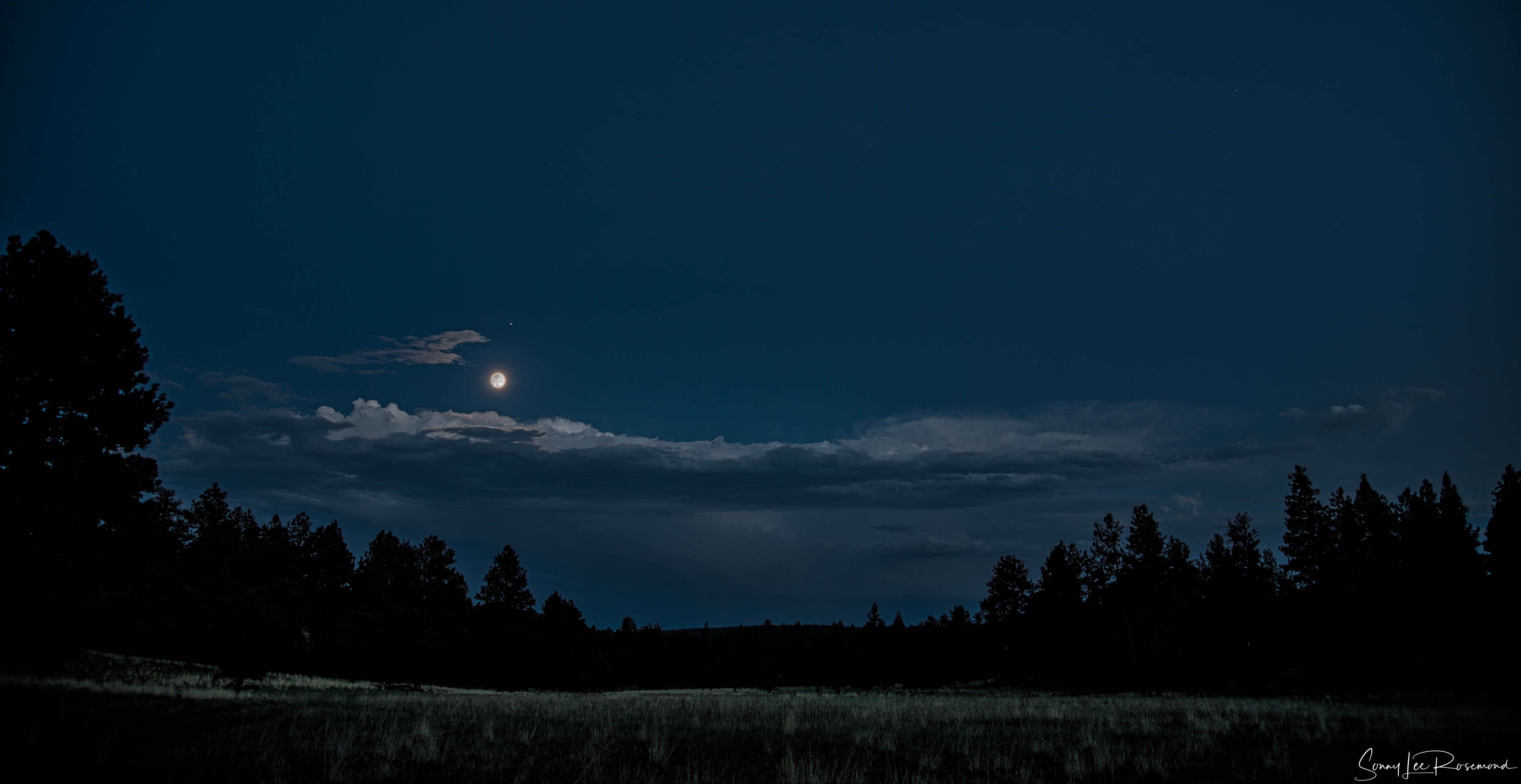 moon_rise_valle_vidal_082020-1.jpg