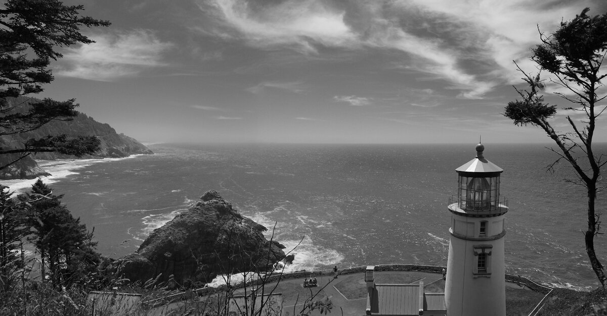 PanoHecetaHeadLightt_140720_p2bw.jpg