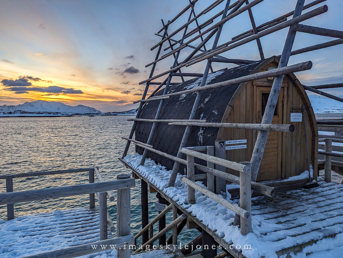 Pixel0806 Sauna Exterior_1200.jpg