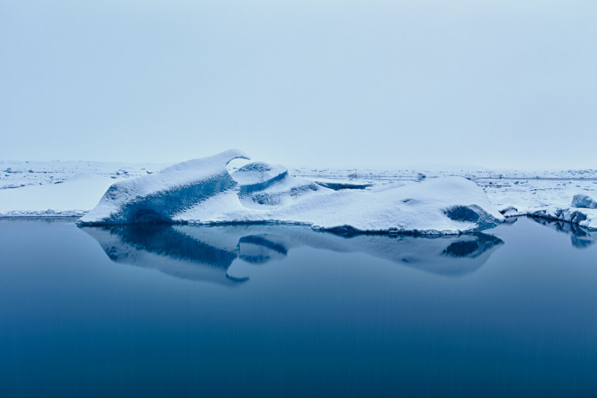 Reflection-jokulsarlon.jpg