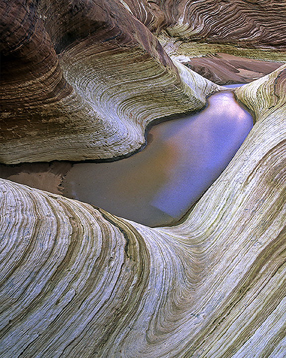 Side Canyon of Upper Antelope Canyon, AZ-II.jpg