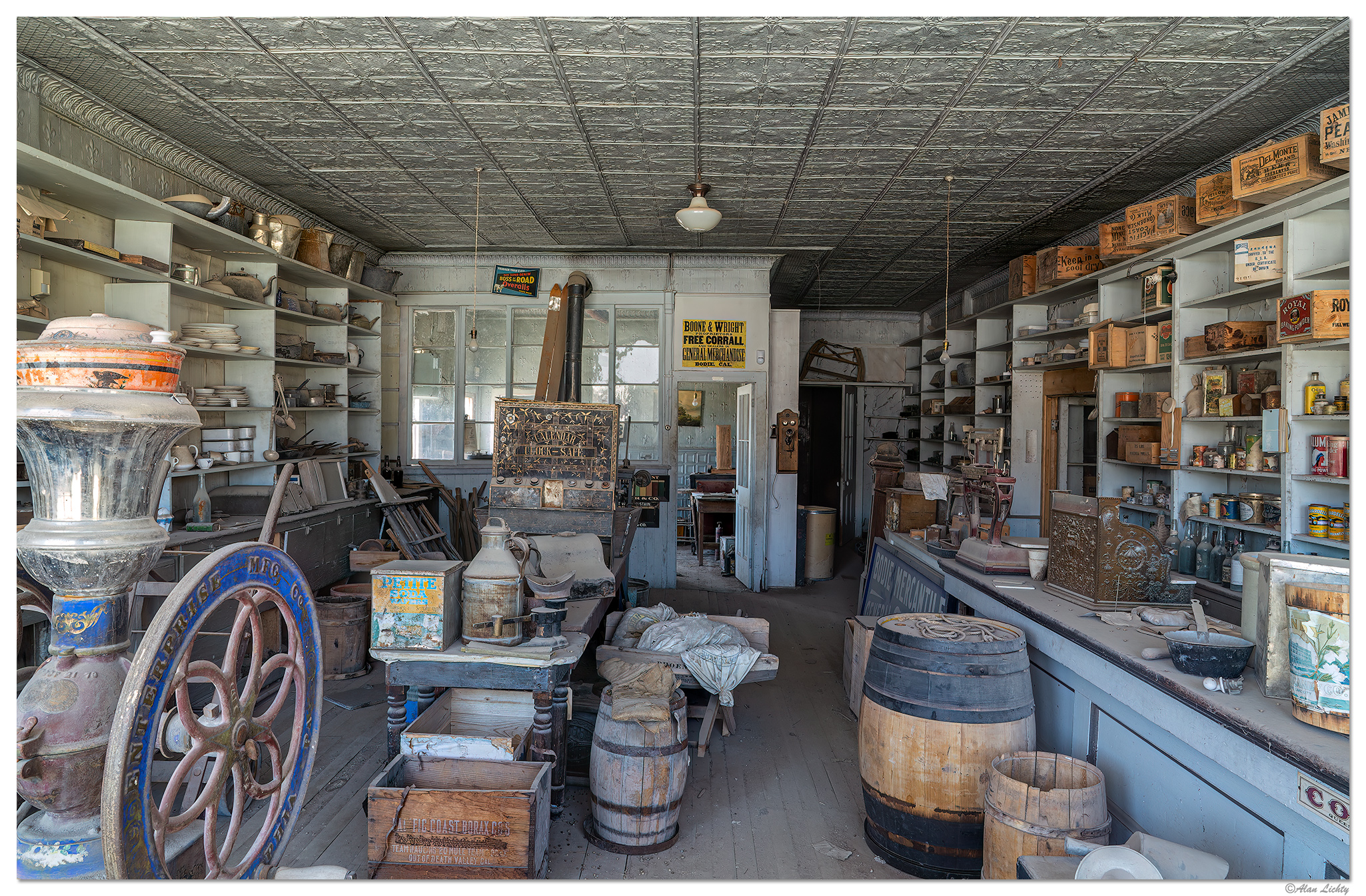 SS-BodieStoreInterior.jpg