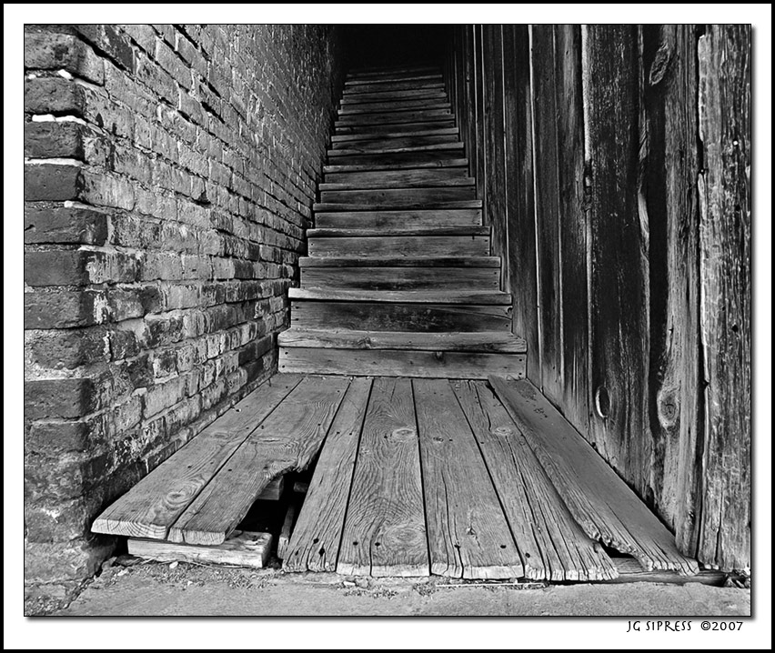 stairwellBW.jpg